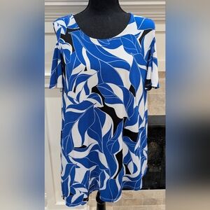 Chico's 2 Blue and White Leaf Print Women's Top